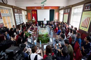 Khai trừ Đảng nguyên hiệu trưởng Trường Nam Trung Yên