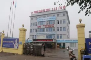 Đình chỉ phòng khám có bác sĩ Trung Quốc bỏ trốn