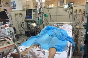 Người nặng nhất vụ tai biến chạy thận vẫn nguy kịch 
