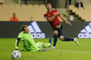 Đức khủng hoảng khi thủng lưới nhiều hơn, ghi bàn ít hơn