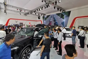 Giảm phí, lệ phí: Niềm vui chưa trọn