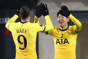 Son cho Tottenham và son cho thầy Mourinho