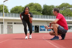 Pereira đe dọa nữ hoàng tốc độ Tú Chinh trước SEA Games 31