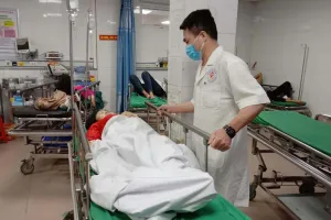 Xe chở 22 người gặp nạn: 2 người tử vong, 19 bị thương