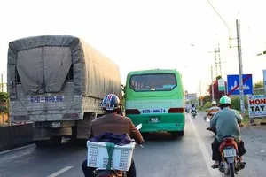 Tăng cường kiểm tra hộp đen của 'xe hung thần' tại Pouyuen