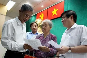 Chủ tịch Nguyễn Thành Phong: Giải quyết kiến nghị để bà con không phải ý kiến nữa
