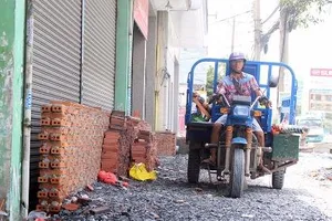 Đồng ý giữ nguyên độ cao vỉa hè đường Kinh Dương Vương