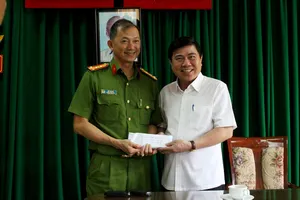 TP.HCM thưởng 'nóng' cho cảnh sát chống ma túy 