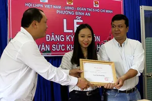 Quá bất ngờ khi đăng ký kết hôn tại phường Bình An