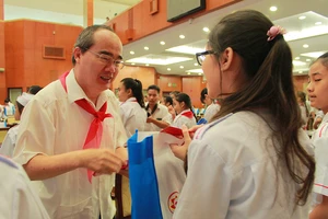 Bí thư Nguyễn Thiện Nhân nói về 3 mục tiêu của việc học