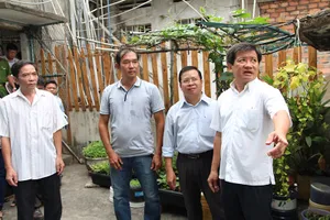 Ông Đoàn Ngọc Hải đi kiểm tra PCCC tại quận 1 