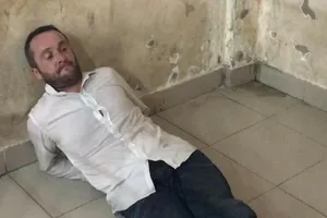 Khách Tây từng bị bảo vệ đánh lại quậy ở khu Bùi Viện