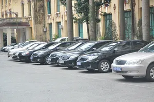 TP.HCM tạm dừng thí điểm khoán xe công