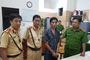 1 phụ nữ chạy bộ theo kẻ trộm xe ở quận Bình Tân