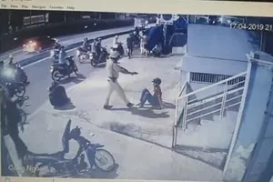 Xác minh clip CSGT chĩa súng, đánh người 