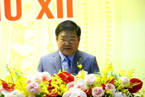 Ông Lê Văn Thinh tái đắc cử Bí thư quận Bình Tân