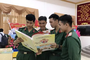 Nhiều hoạt động kỷ niệm 75 năm ngày truyền thống Quân khu 7 