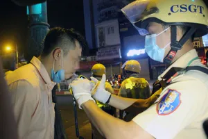 TP.HCM: Nhiều người vi phạm nồng độ cồn vào giáp Tết