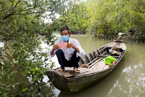 Xã đảo duy nhất TP.HCM: Cử tri đi xuồng 2 tiếng để bỏ phiếu