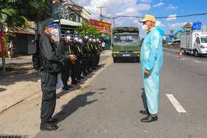  TP.HCM tiếp nhận 371 cảnh sát từ Trung ương về 12 chốt kiểm soát dịch cửa ngõ