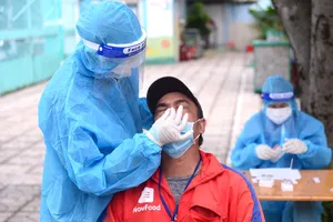 TP. HCM: Từ 24-9, doanh nghiệp quản lý tổ chức xét nghiệm shipper của mình