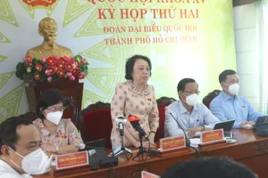 ĐB Phong Lan: Người dân đã phải trả giá trong dịch vì hệ thống y tế 