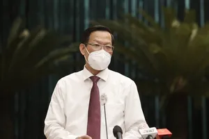 Chủ tịch TP.HCM chia sẻ về chính sách hỗ trợ cho người dân gặp khó khăn