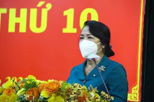 Bí thư quận 1 bật khóc khi nhắc lại những lúc bất lực trước COVID-19