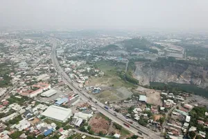 Đoạn Mỹ Phước - Tân Vạn (Bình Dương), một đoạn của đường vành đai 3 TP.HCM đã hoàn thành và đang khai thác. Ảnh: ĐÀO TRANG