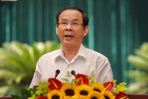 Bí thư Thành uỷ TP.HCM Nguyễn Văn Nên phát biểu bế mạc hội nghị. Ảnh: NGUYỆT NHI