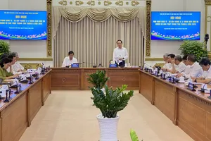 Bí thư Thành uỷ TP.HCM Nguyễn Văn Nên phát biểu tại cuộc họp sáng 29-5. Ảnh: HÀ THƯ