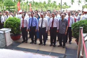 Ông Nguyễn Xuân Phúc dự Lễ giỗ 82 năm ngày hy sinh của các nguyên lãnh đạo Đảng