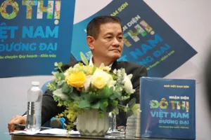 KTS Ngô Viết Nam Sơn đề xuất chia đôi huyện Bình Chánh để lập thêm 2 TP thuộc TP.HCM