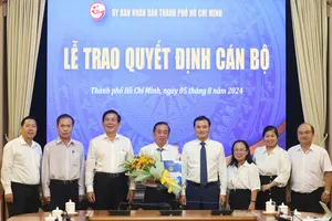 UBND TP.HCM bổ nhiệm Phó Ban Quản lý dự án đầu tư xây dựng các công trình giao thông TP