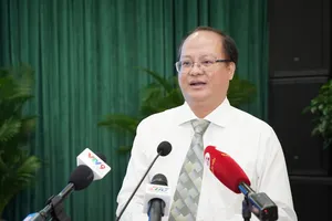 Bác sĩ Lê Anh Tuấn kể chuyện thi tuyển Giám đốc BV Mắt TP.HCM