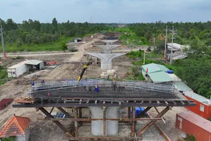 TP.HCM thi đua 400 ngày đêm hoàn thành đường Vành đai 3