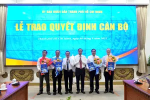 TP.HCM trao quyết định bổ nhiệm 4 nhân sự mới
