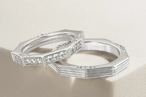 Nhẫn cưới Eternity lựa chọn của cặp đôi trẻ hiện đại