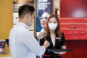 Bảng giá gọng kính cận: Bạn nên chi bao nhiêu tiền khi mua kính?