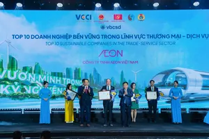 AEON vào Top 3 doanh nghiệp bền vững ngành Thương mại- Dịch vụ