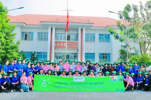 CP Việt Nam đồng hành cùng Đồng Tháp xây kè xanh giữ đất, chống sạt lở