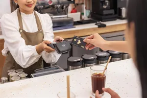 Ưu đãi hoàn tiền tới 3,5 triệu đồng cho doanh nghiệp sử dụng máy POS, QR code của Techcombank