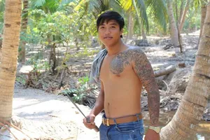 Nghi can sát hại vợ con trưởng ban dân vận khai gì?