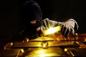 Vụ trộm 100 cây vàng ở Bình Định: Bắt tiếp 1 nghi can