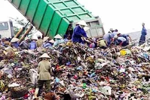 Cậu bé 14 tuổi tử vong khi nhặt phế liệu