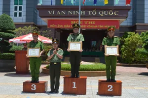 Công an tỉnh BR-VT thi điều lệnh, quân sự, võ thuật