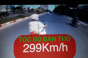 Phạt thanh niên tung clip 'Tốc độ bàn thờ' 7 triệu đồng