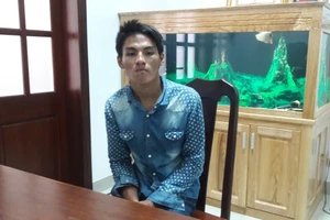 Giành nhau micro kẹo kéo, một người bị đâm chết