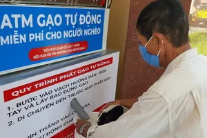 Vũng Tàu: ATM gạo trao yêu thương giữa mùa dịch COVID-19