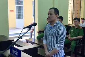 Chém công an thương tích 42% lãnh hơn 5 năm tù